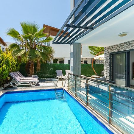 Luxury Villa Ada Marin Кушадасъ Екстериор снимка