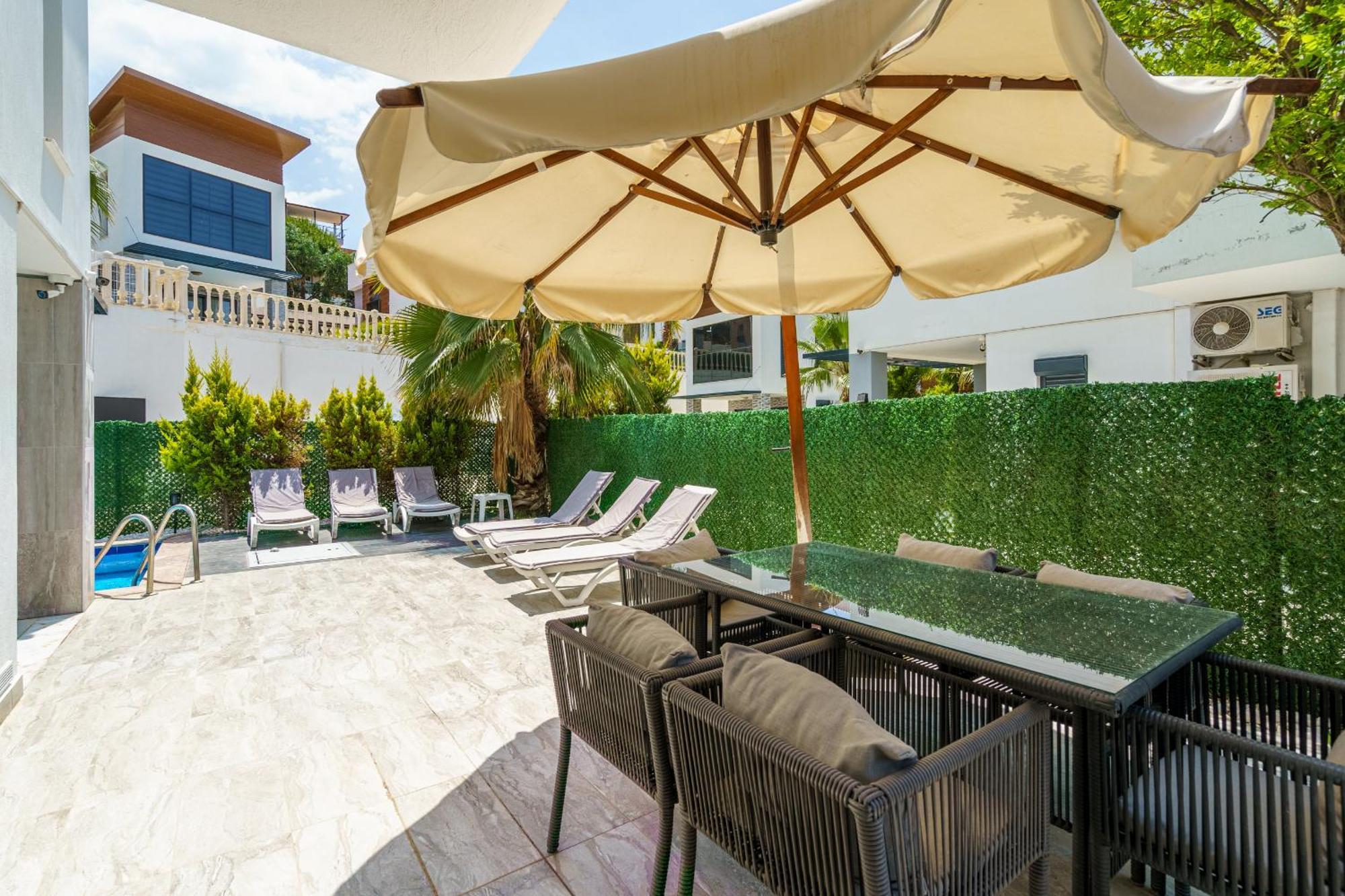 Luxury Villa Ada Marin Кушадасъ Екстериор снимка