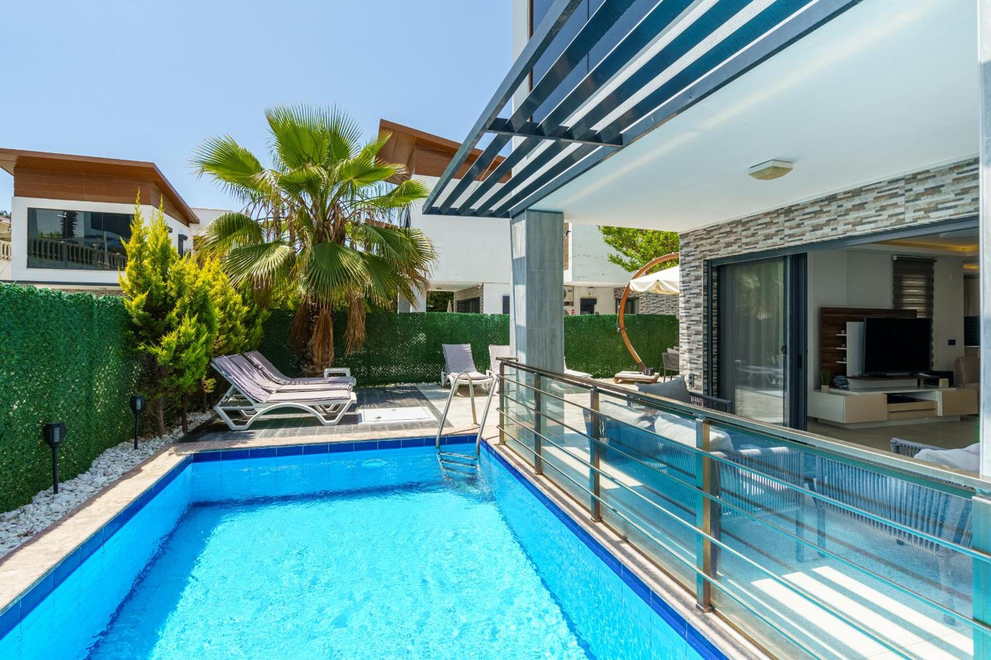 Luxury Villa Ada Marin Кушадасъ Екстериор снимка
