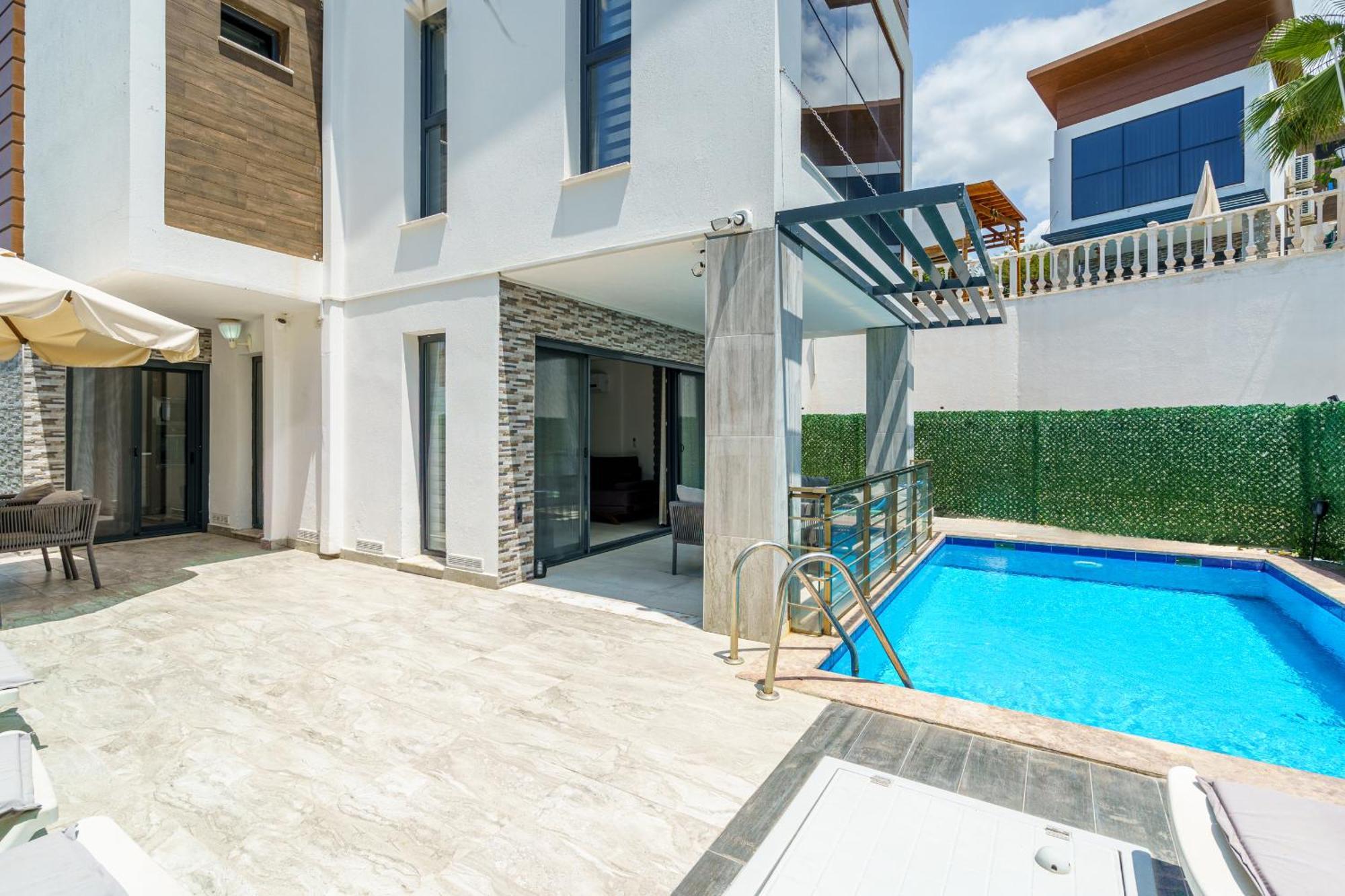 Luxury Villa Ada Marin Кушадасъ Екстериор снимка