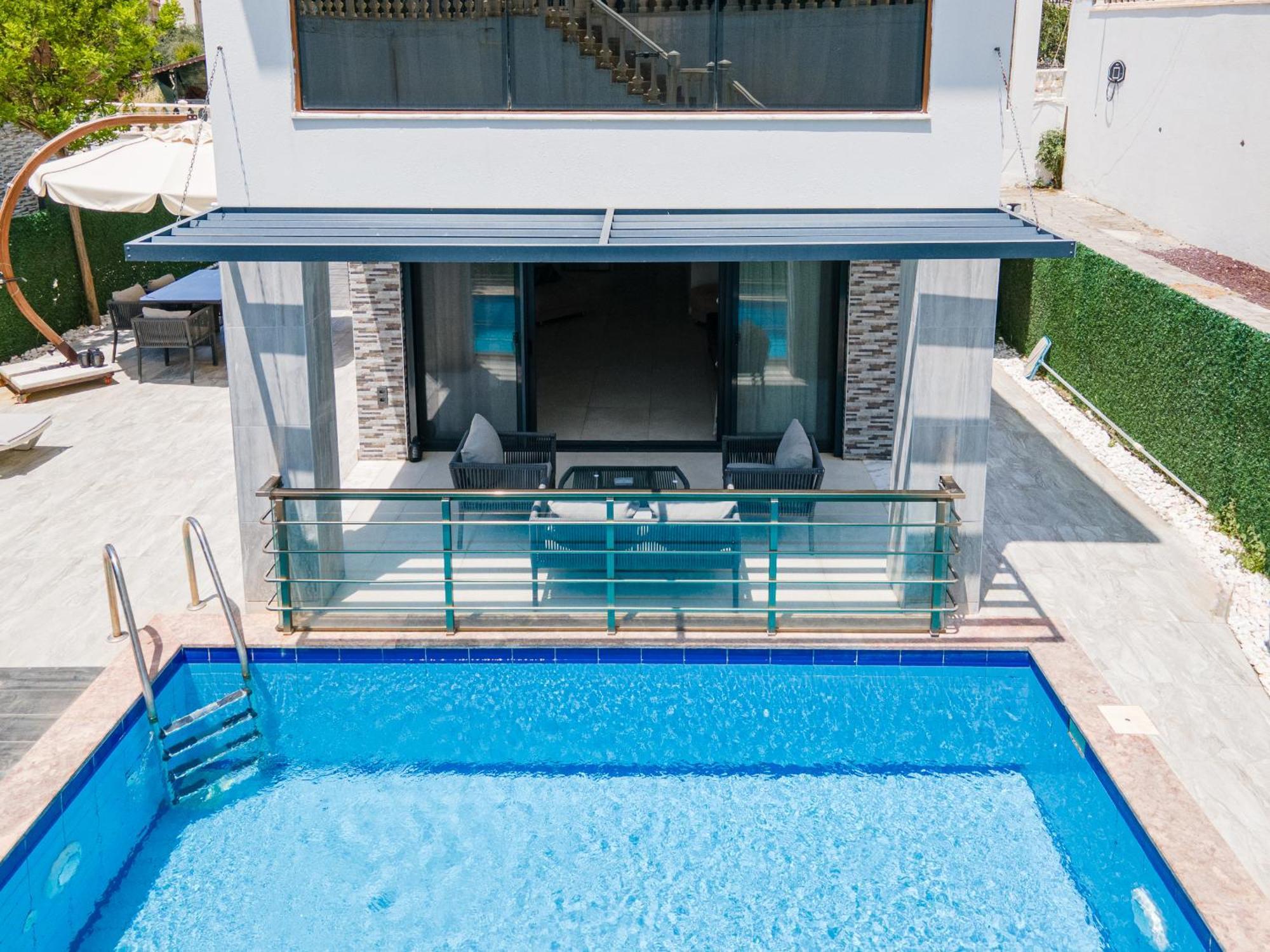 Luxury Villa Ada Marin Кушадасъ Екстериор снимка